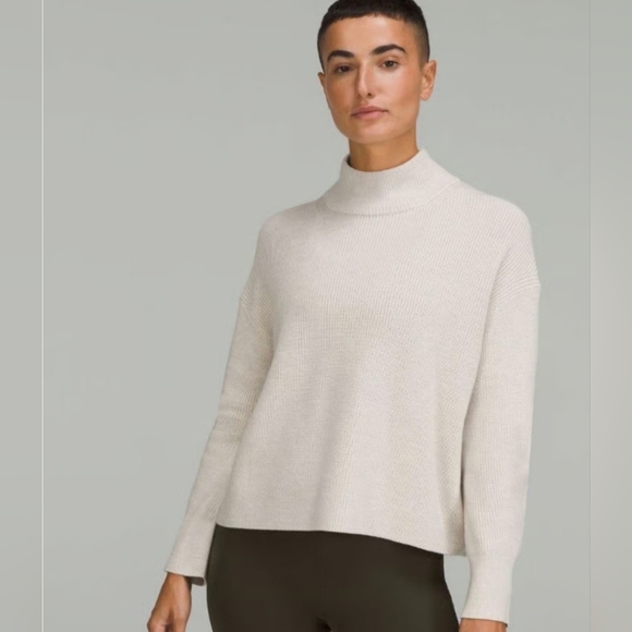 lululemon athletica Sweaters - Lululemon Merino Wool Blend Ribbed Turtleneck Sweater Heathered Ivory Size 8